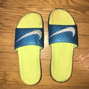 Nike slides